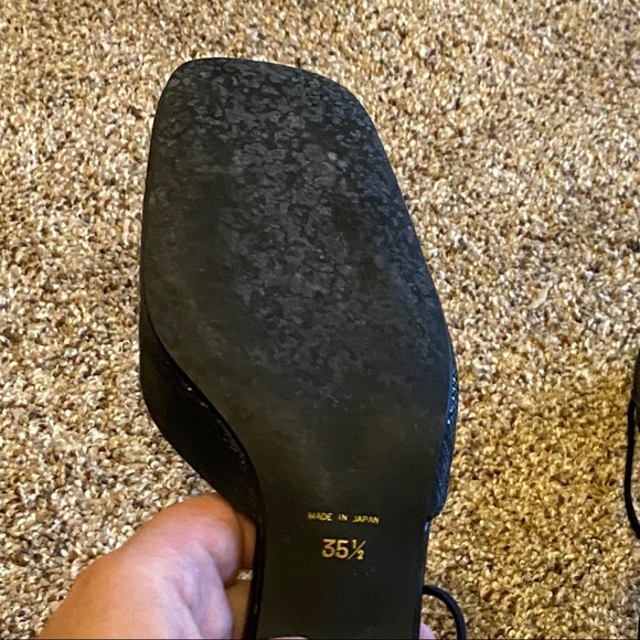 Authentic Givenchy Heels!!!!🔥🔥 - Picture 4 of 9